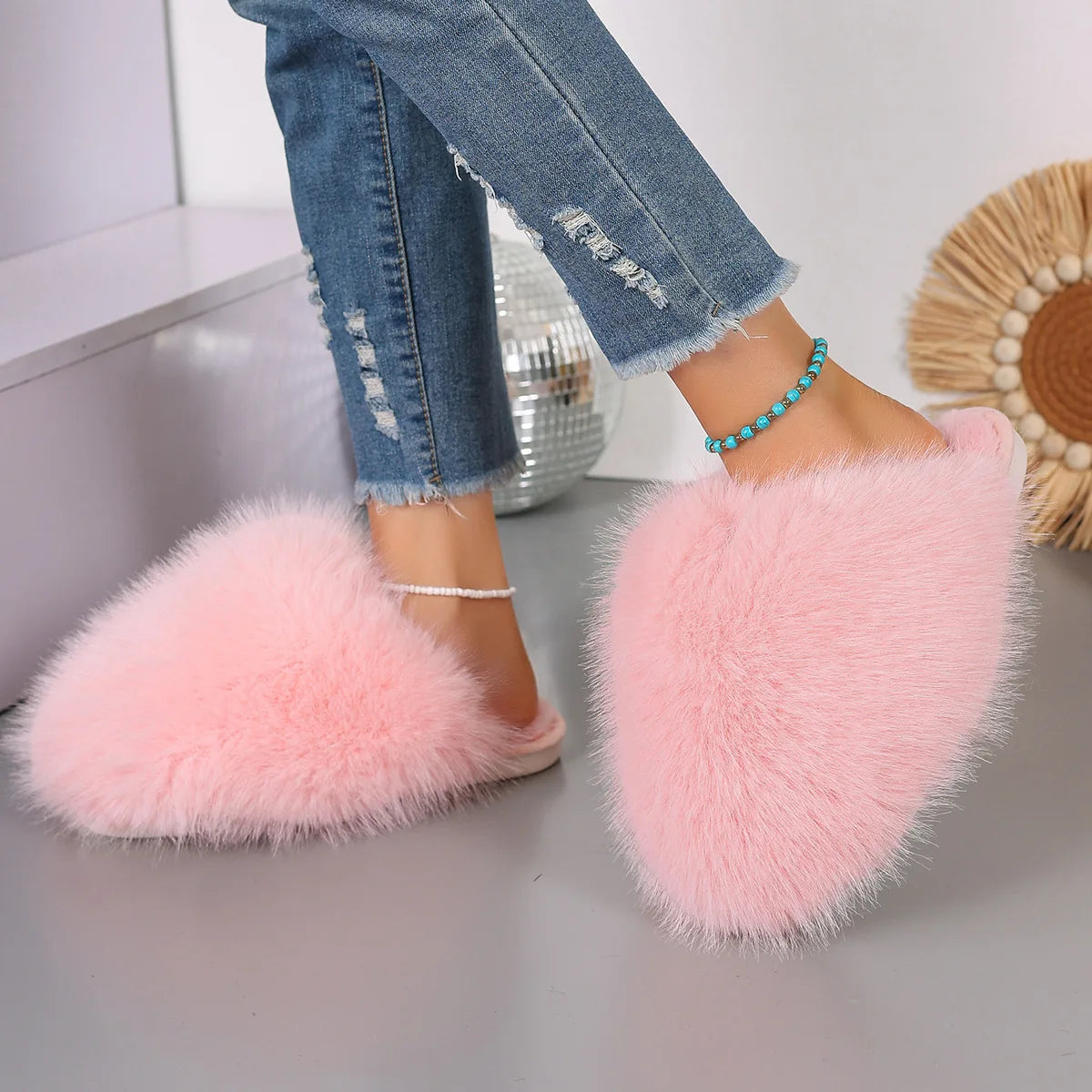 Fluffy slippers met bovenkant van lang imitatiebont, open hiel en rubberen zool - roze