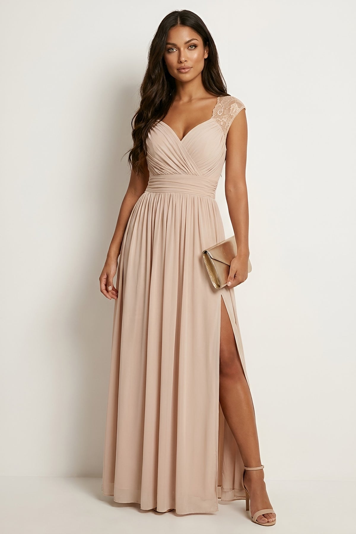 Galajurk dames in beige met split en kanten schouders