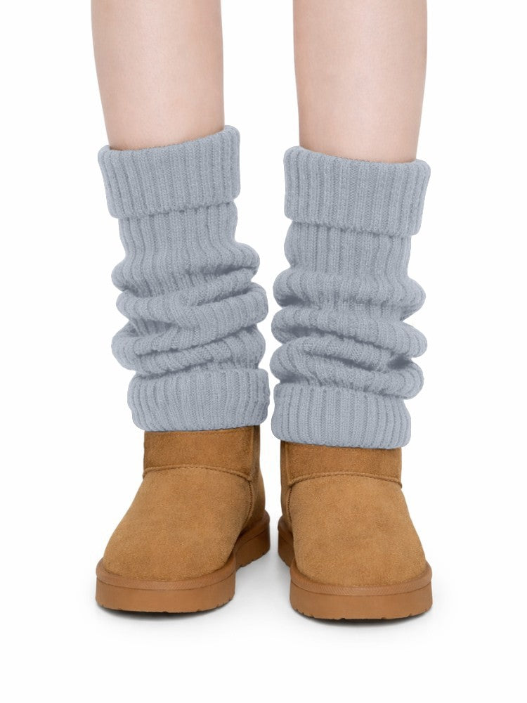 Gebreide beenwarmers voor dames in grove rib met omslagboord - lichtgrijs