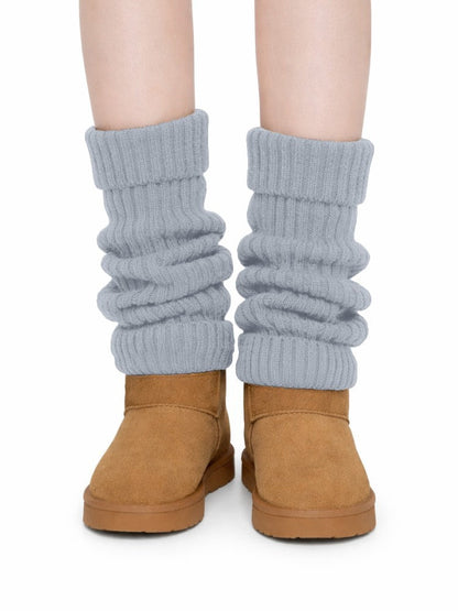 Gebreide beenwarmers voor dames in grove rib met omslagboord - lichtgrijs