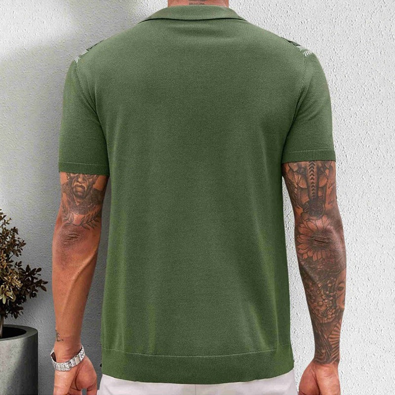Gebreide herenpolo met doorlopende knoopsluiting en verticale jacquard strepen - beeld 2