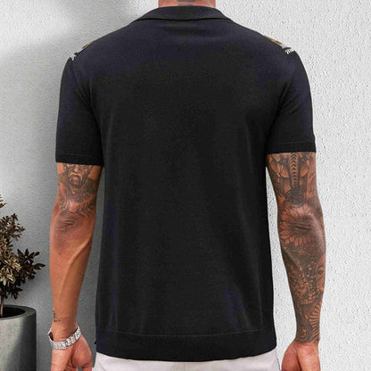 Gebreide herenpolo met doorlopende knoopsluiting en verticale jacquard strepen - beeld 4