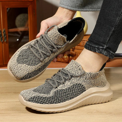 Gebreide herensneakers met sokmodel, veters en lichte dempende zool - beeld 4