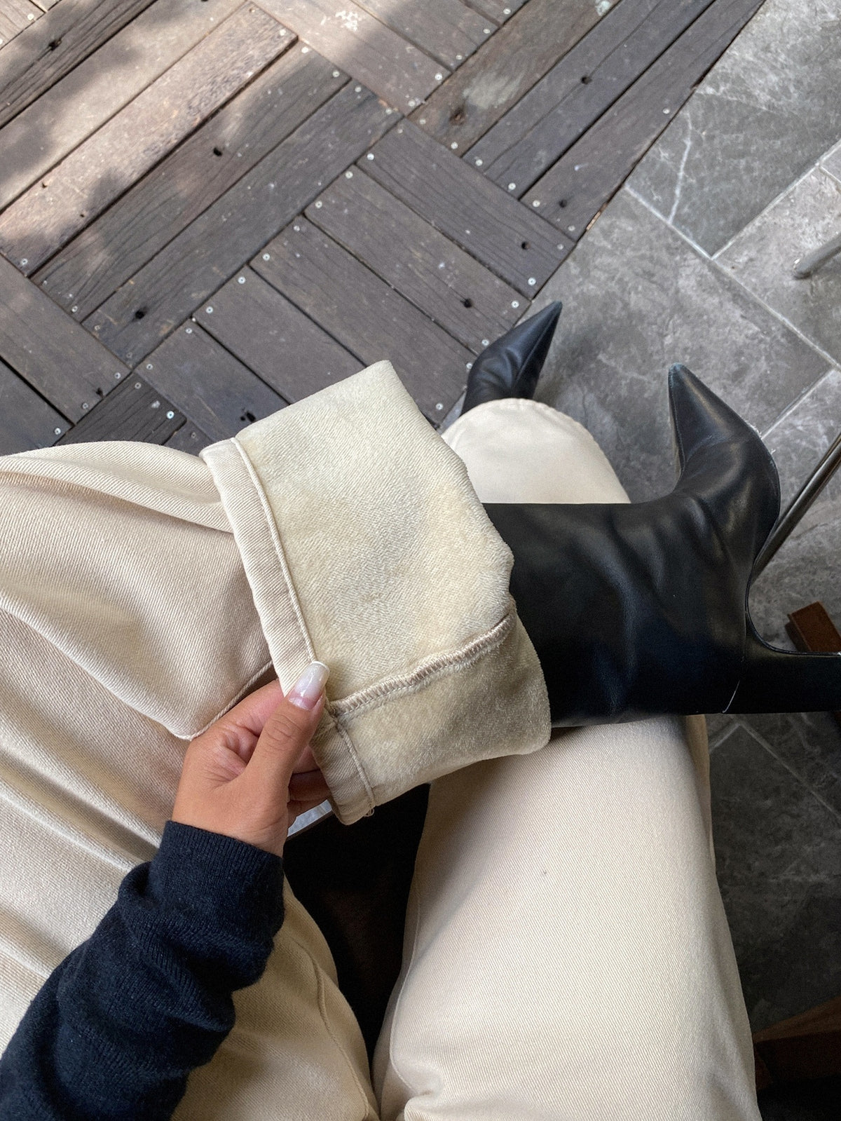 Gevoerde jeans voor dames in ecru met rechte, ruime pijp en zachte binnenkant - beeld 7