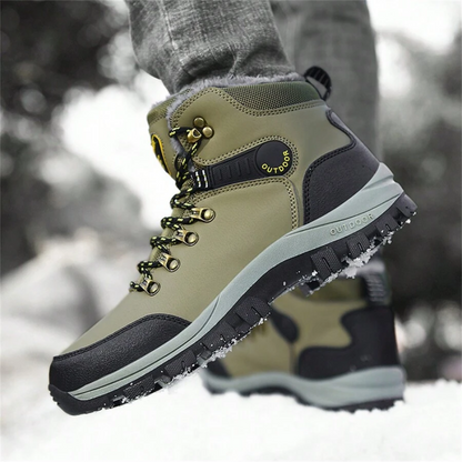 Gevoerde winterboots voor heren met veters en profielzool