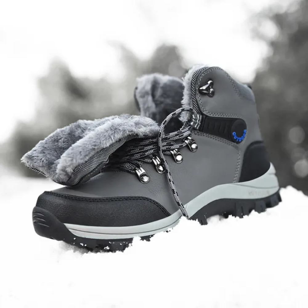 Gevoerde winterboots voor heren met veters en profielzool