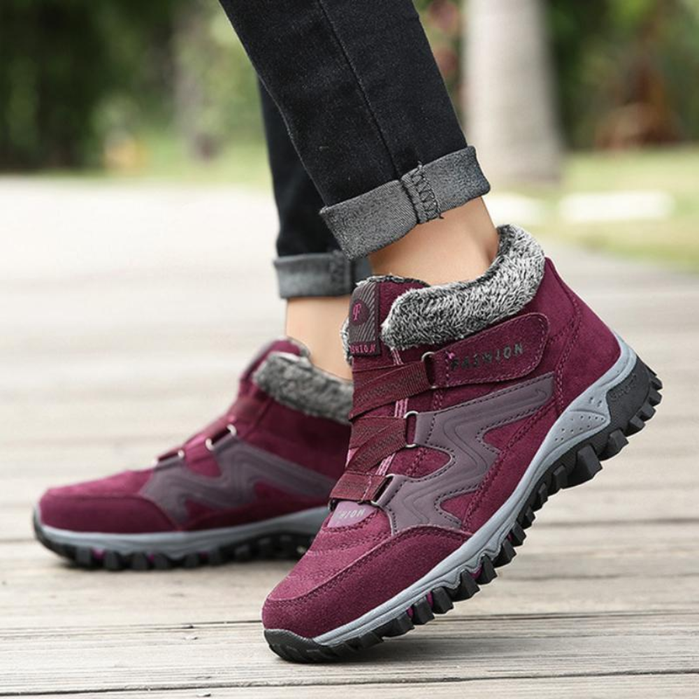 Gevoerde winterschoenen voor dames met klittenband en pluche kraag