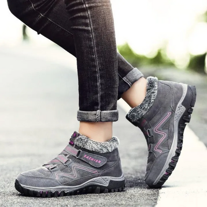 Gevoerde winterschoenen voor dames met klittenband en pluche kraag