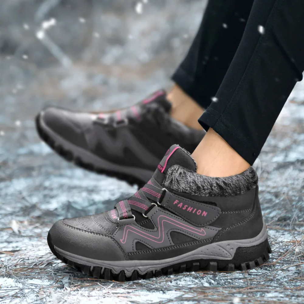 Gevoerde winterschoenen voor dames met klittenband en pluche kraag