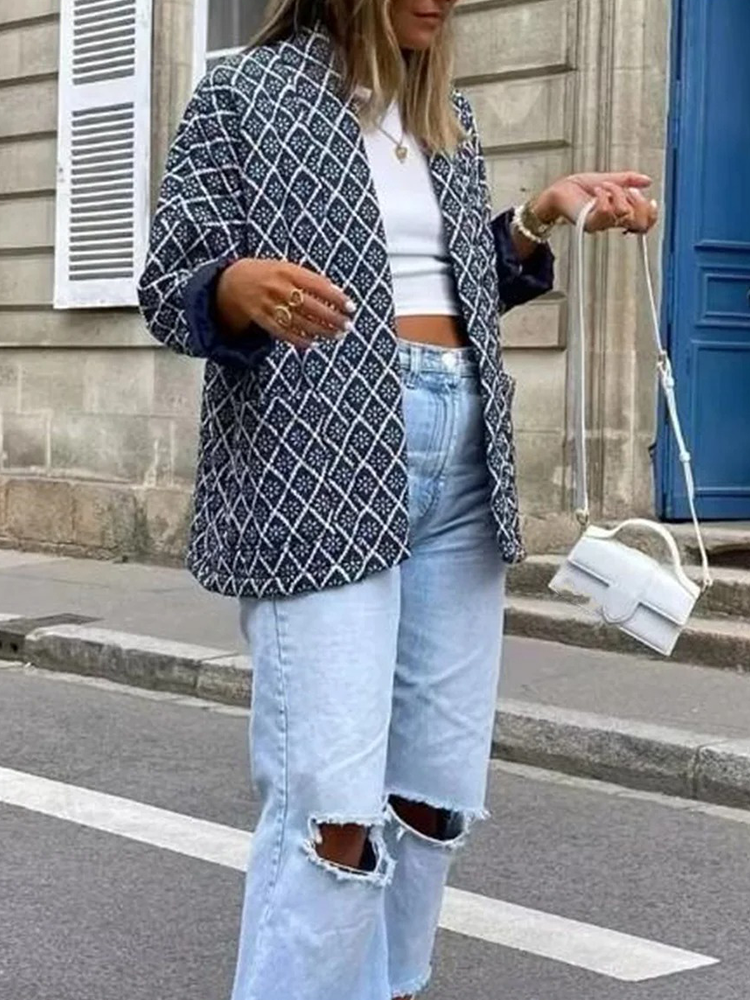 Gewatteerd damesjack in kimonostijl met geometrische print en open voorkant