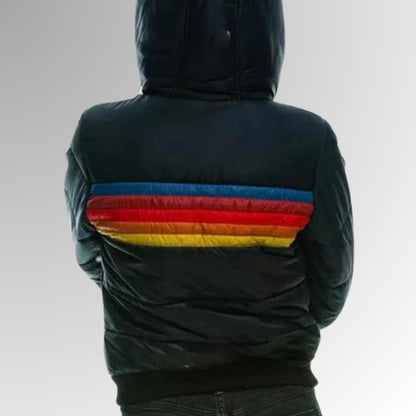 Gewatteerd damesjack met retrostrepen en ribboorden