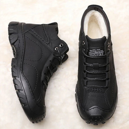 Hoge heren winterschoenen in leerlook met gewatteerde rand en grove zool