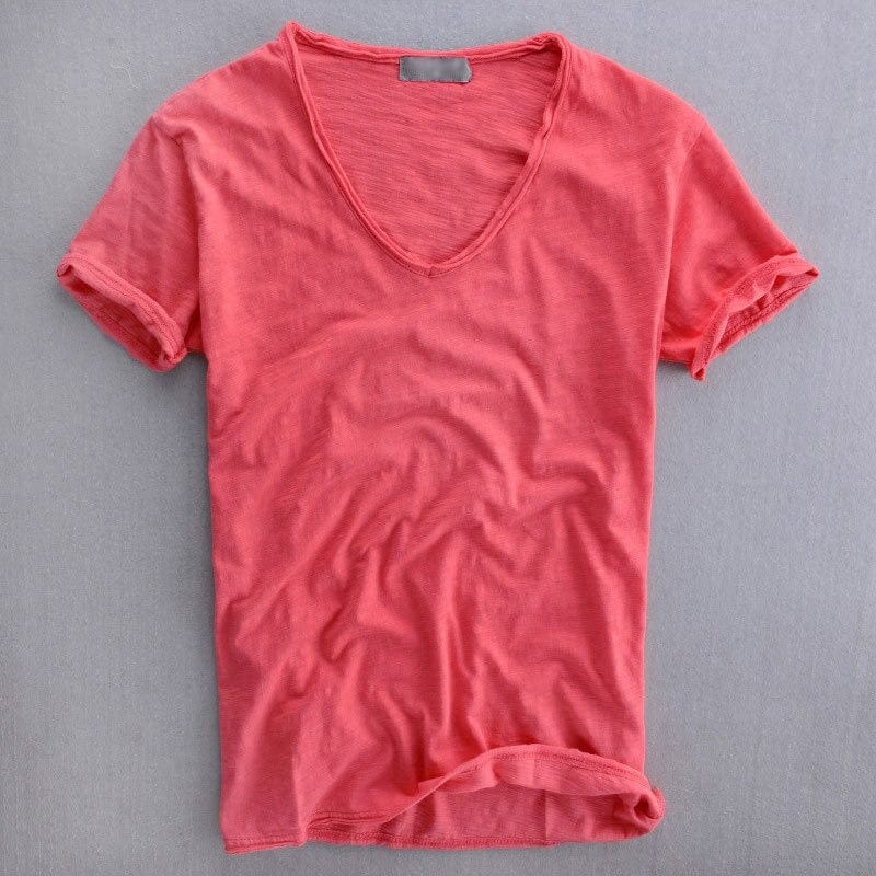 Slim fit heren T-shirt met diepe V-hals, rolrand en omgeslagen korte mouwen - koraal