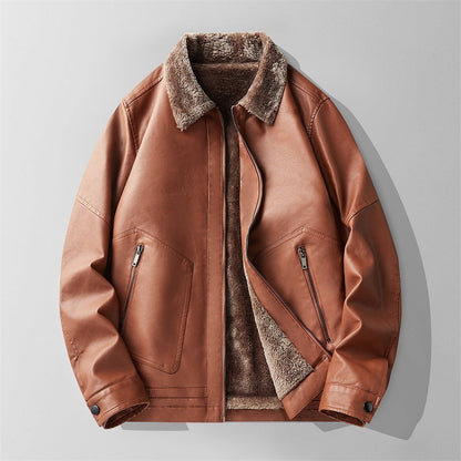 Gevoerd herenjack in leerlook met pluche kraag en opgestikte ritszakken - cognac