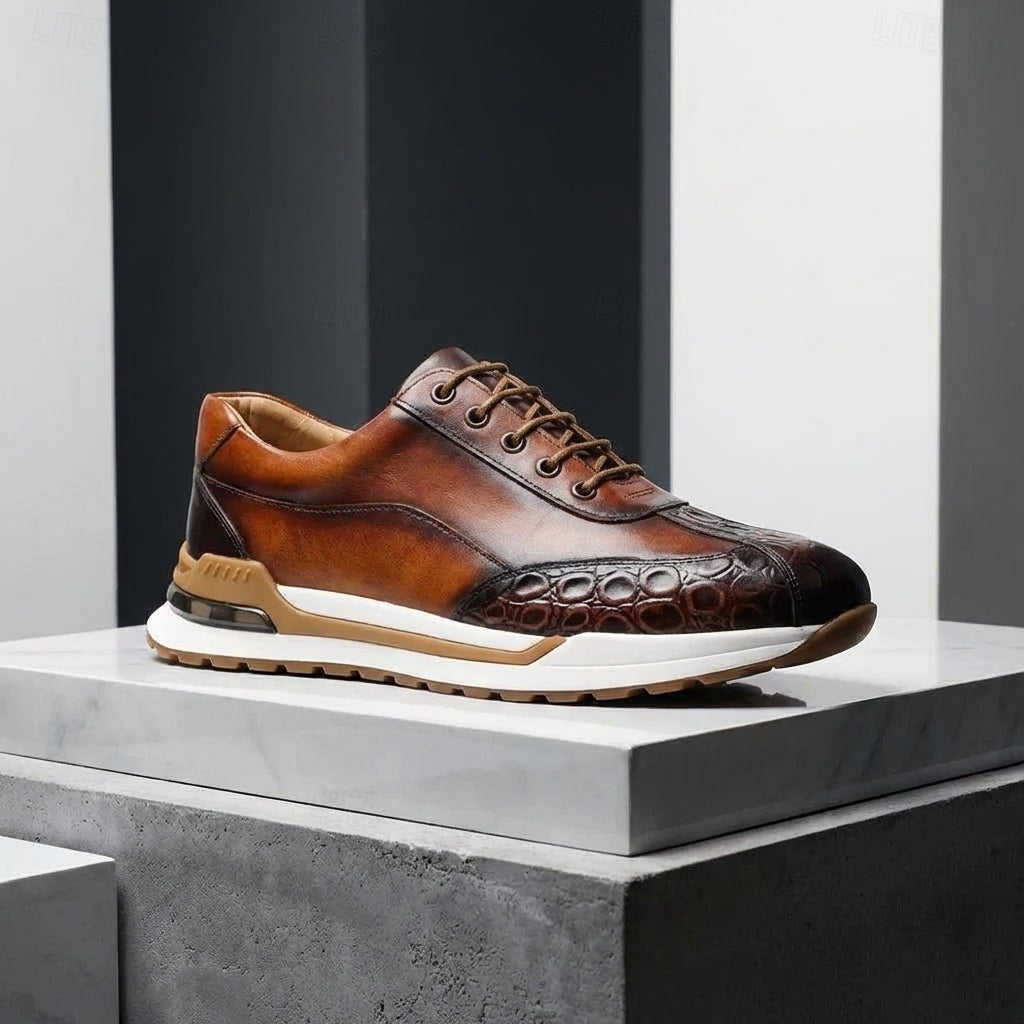 Herensneakers in leerlook met gepatineerde kleur, kroko-reliëf op de neus en luchtkussen in de hiel - beeld 7