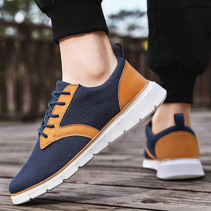 Herensneakers van mesh met zadelvormige inzet in leerlook, witte rubberen zool en hiellus - beeld 7