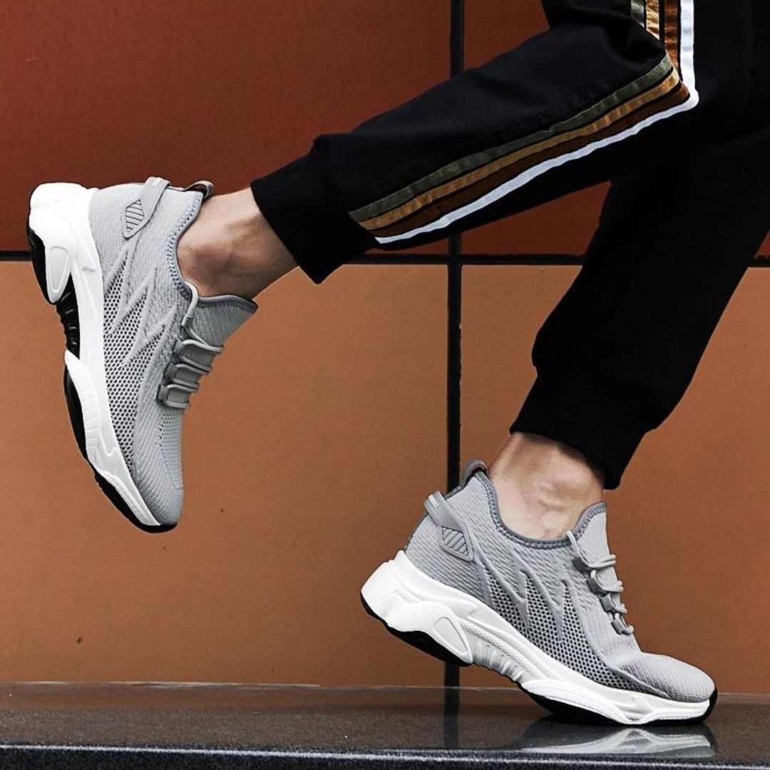 Herensneakers met verborgen verhoging en gebreid bovenwerk