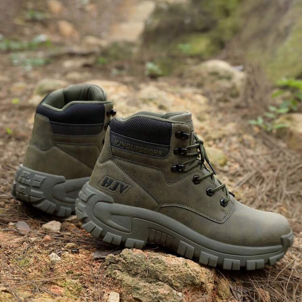 Hoge wandelschoenen voor heren met profielzool en gevoerde kraag