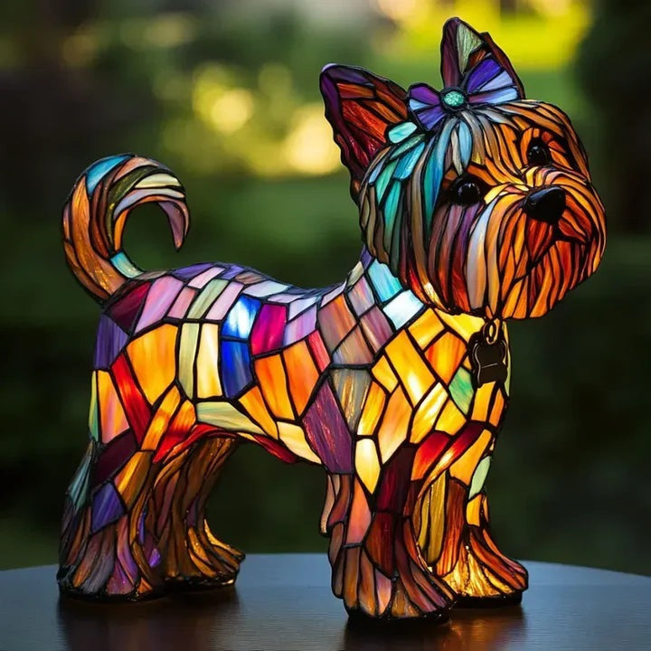 Hondenlamp in glas-in-loodlook met gekleurde vlakjes in oranje, geel, rood en blauw - yorkshire terriër