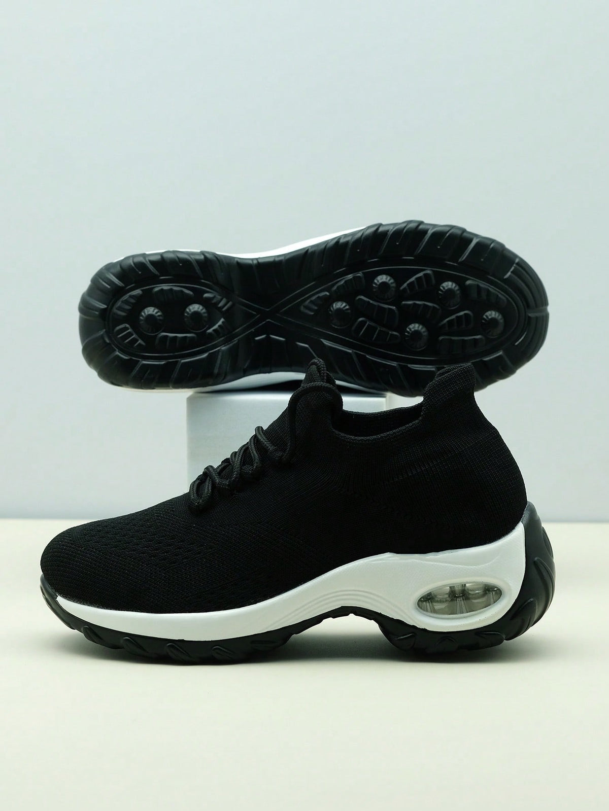 Instap sneakers voor dames met gebreide schacht, sierveters en dikke zool met zichtbare luchtkamer - beeld 11