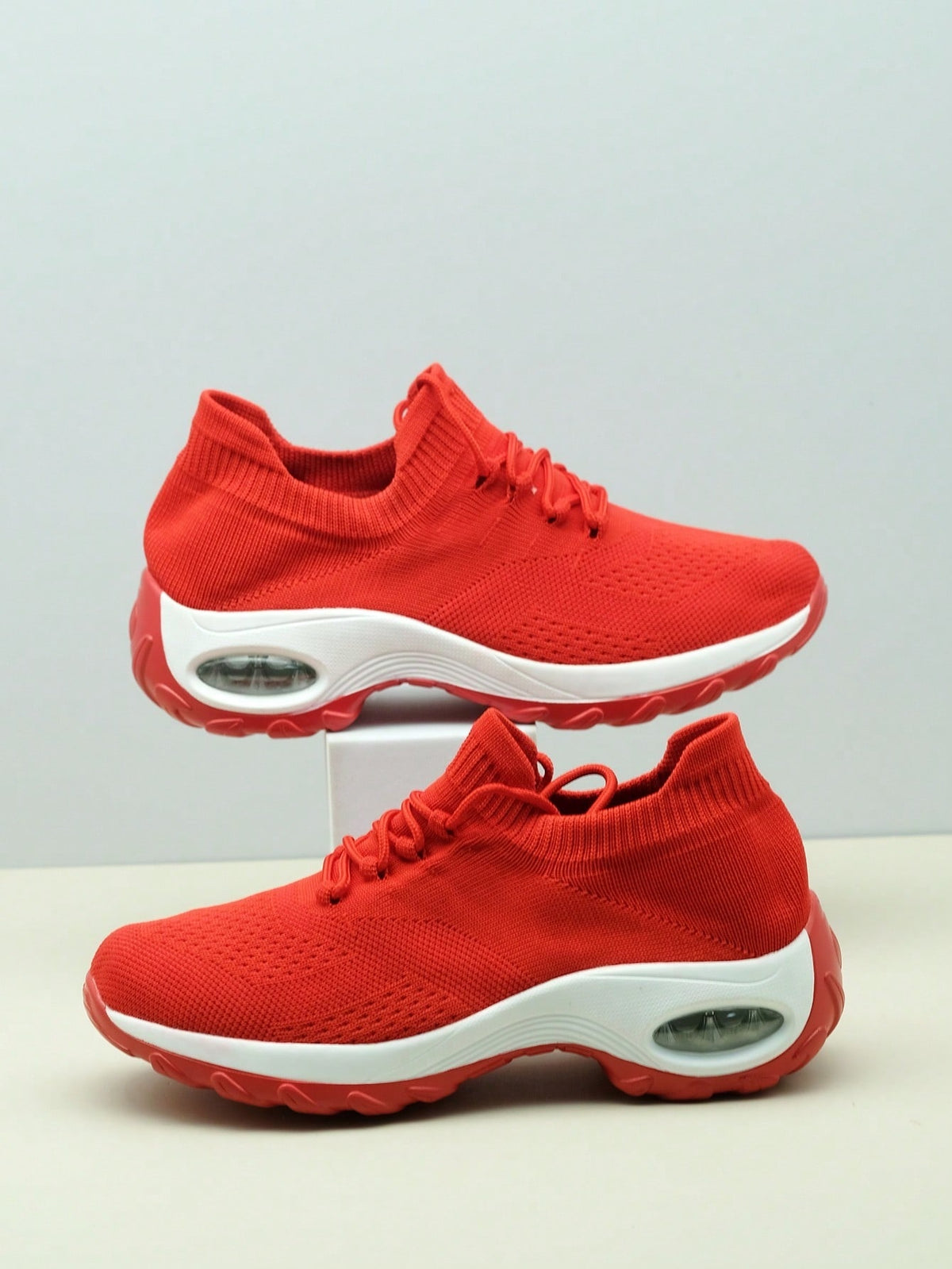 Instap sneakers voor dames met gebreide schacht, sierveters en dikke zool met zichtbare luchtkamer - beeld 14