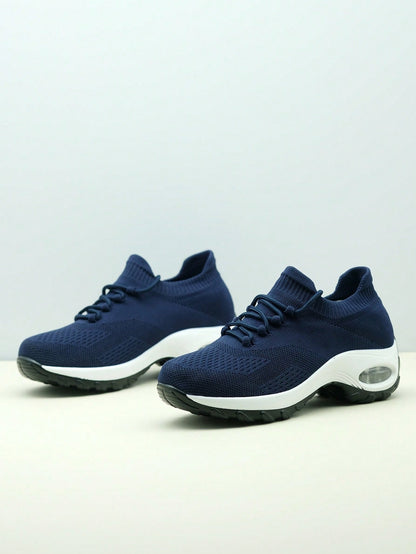 Instap sneakers voor dames met gebreide schacht, sierveters en dikke zool met zichtbare luchtkamer - marineblauw