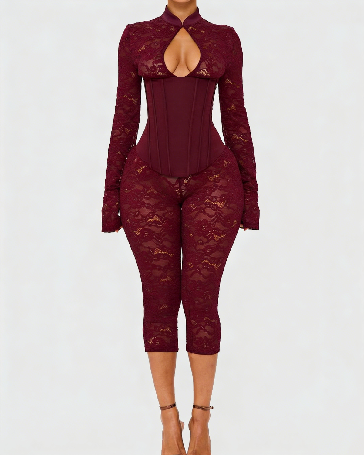 Kanten damesjumpsuit met opstaande kraag, lijfje met baleinen en pijpen tot halverwege de kuit - bordeaux
