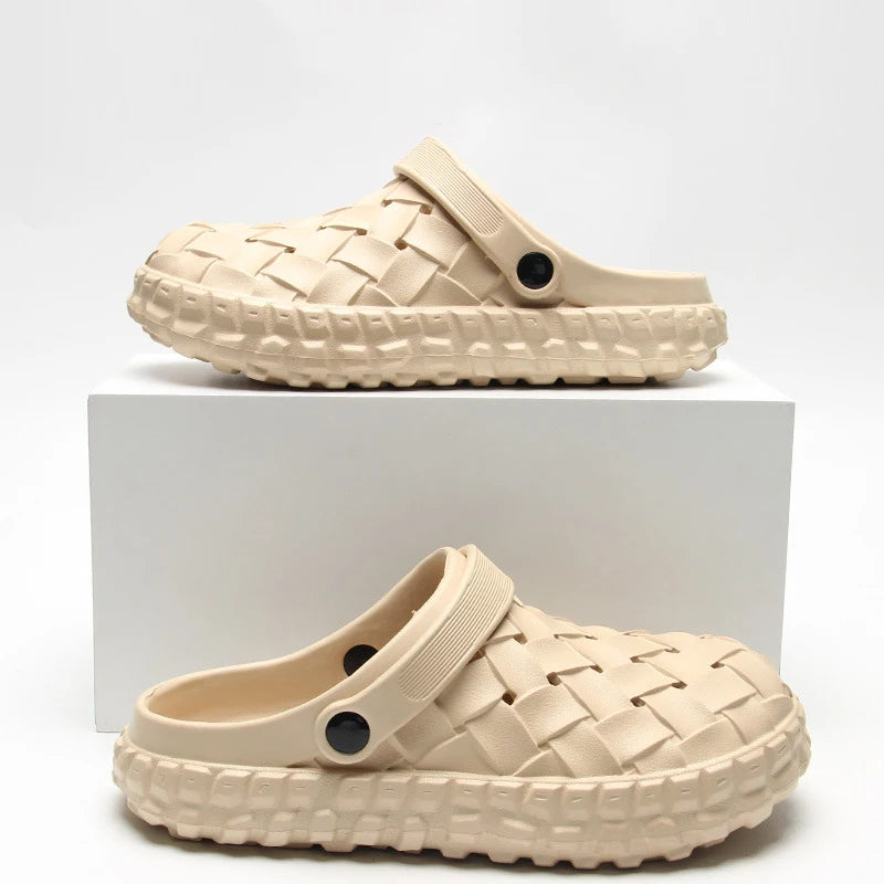 Klompen van EVA met gevlochten look, dikke zool met grof profiel en draaibare hielband - beige