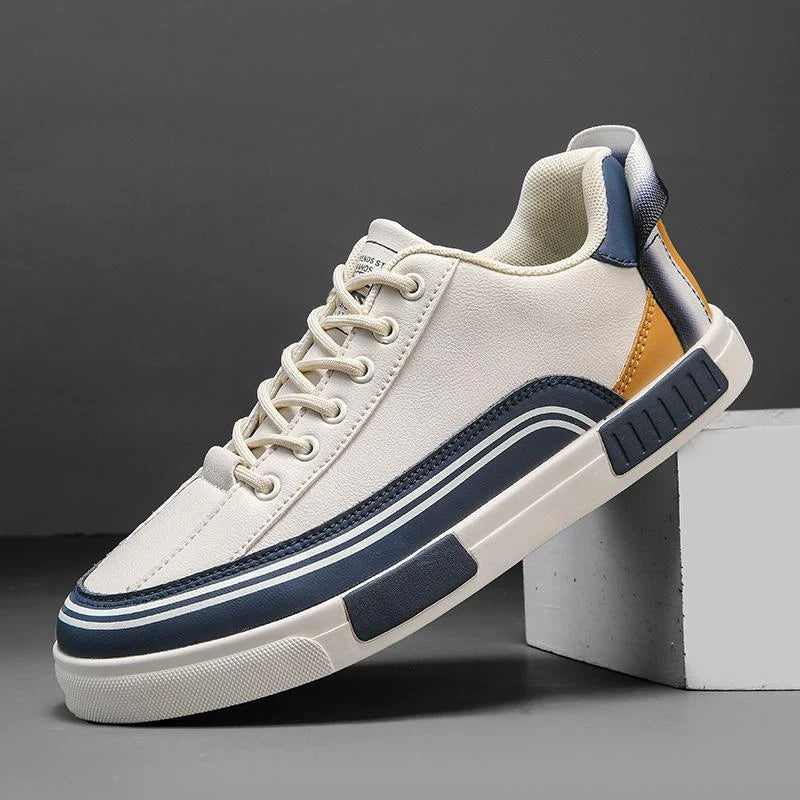 Lage herensneakers in witte leerlook met gebogen strepen en een gekleurde hiellus - beeld 2