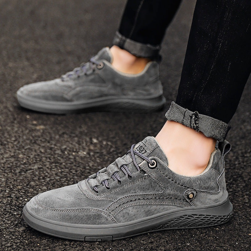 Lage herensneakers in suède look met sierstiksel, zes vetergaten en platte zool in dezelfde tint - beeld 7