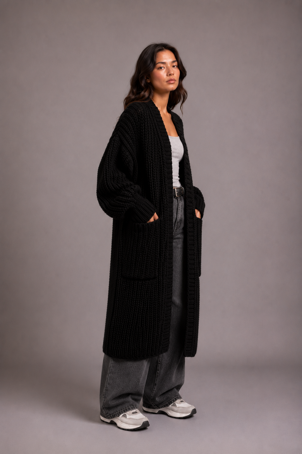 Lang oversized damesvest in grof breisel met open voorkant en zakken