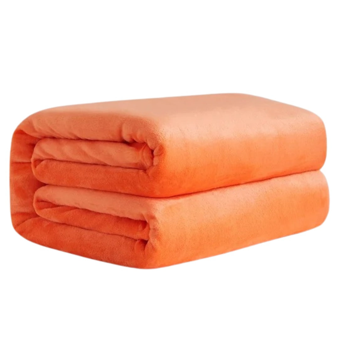 Lichte fleece deken van 150 x 200 cm, opgevouwen - oranje