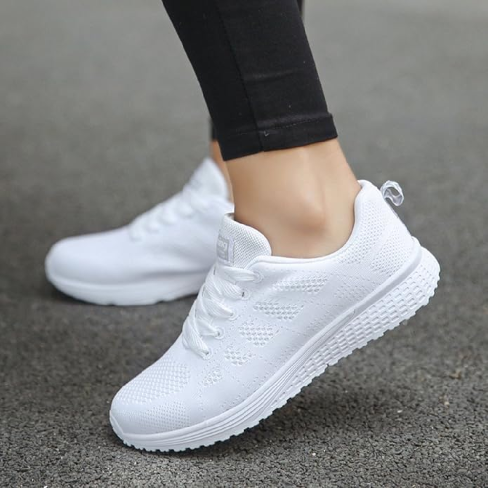 Lichte gebreide damessneakers met witte schuimzool