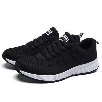 Lichte gebreide damessneakers met witte schuimzool