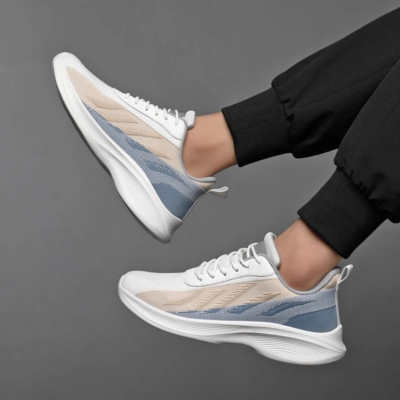 Lichte herensneakers van mesh met chevronmotief in kleurverloop en gebogen witte zool - beeld 5