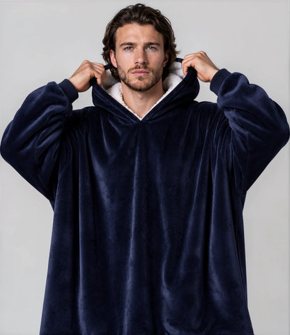 Oversized marineblauwe hoodie deken met sherpagevoerde capuchon
