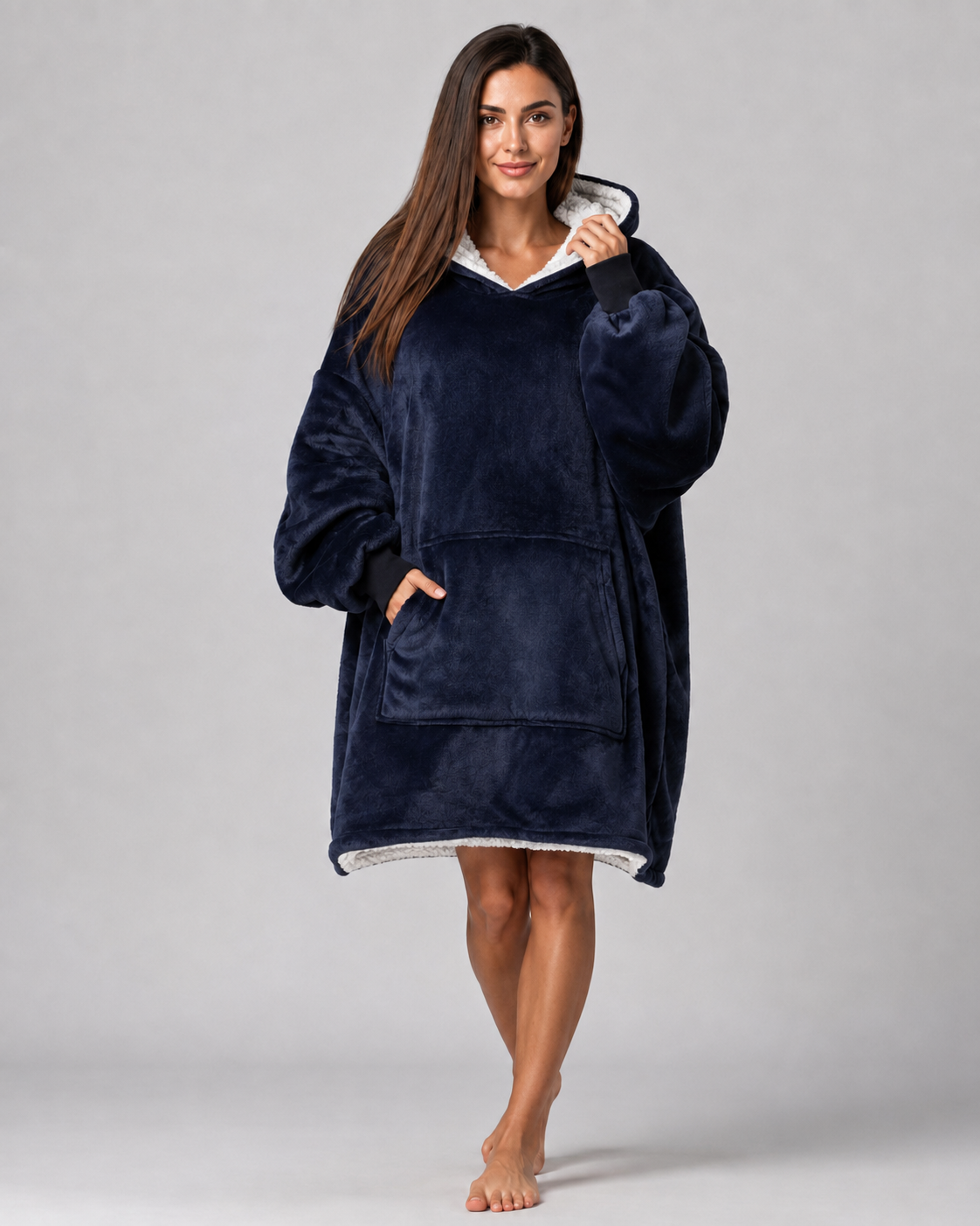 Oversized marineblauwe hoodie deken met sherpagevoerde capuchon