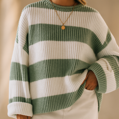 Oversized damestrui met brede strepen en ronde hals - saliegroen