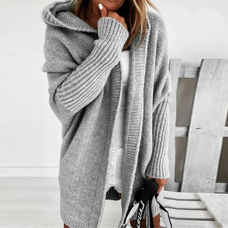 Oversized gebreid damesvest met capuchon en vleermuismouwen - grijs
