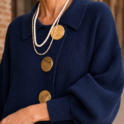 Oversized geribd damesvest met kraag en grote goudkleurige knopen