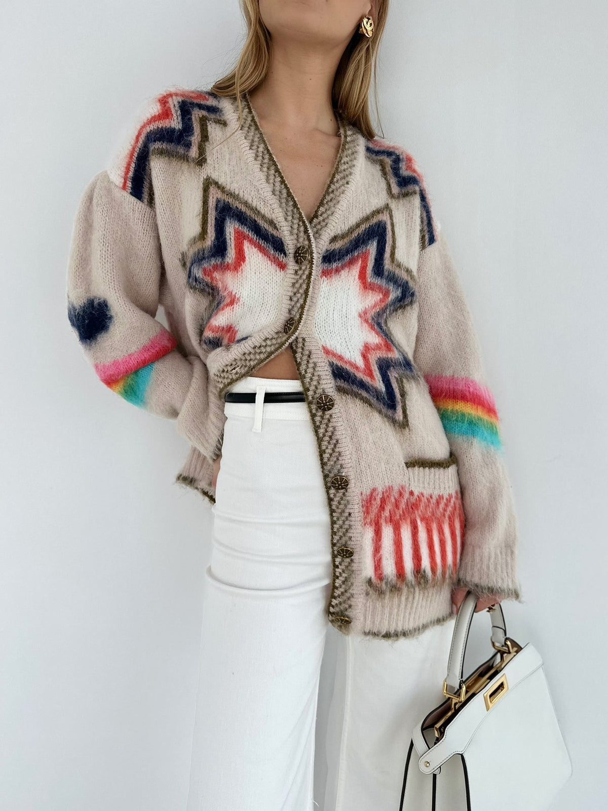 Oversized damesvest met ingebreid sterpatroon, V-hals en opgezette zakken - beige