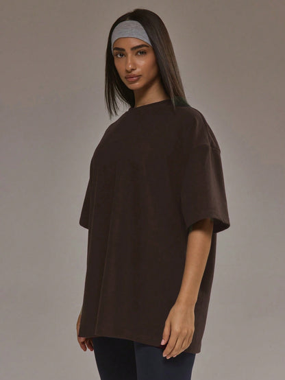 Oversized T-shirt voor dames van zachte stretchstof met ronde hals - donkerbruin