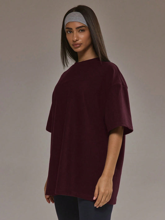 Oversized T-shirt voor dames van zachte stretchstof met ronde hals - bordeaux