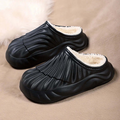 Pantoffels met geribbelde EVA-schaal, pluche voering, open hiel en golvende zool - beeld 2