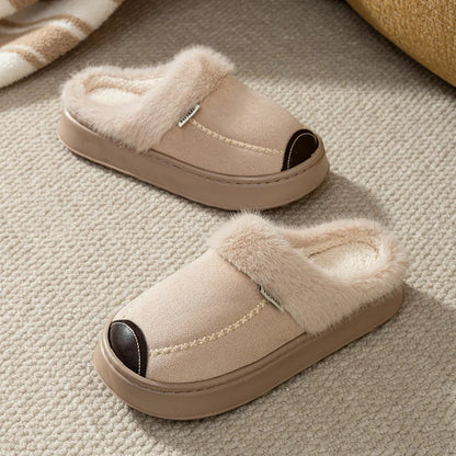 Pantoffels met dikke zool, suède look bovenkant en pluche rand