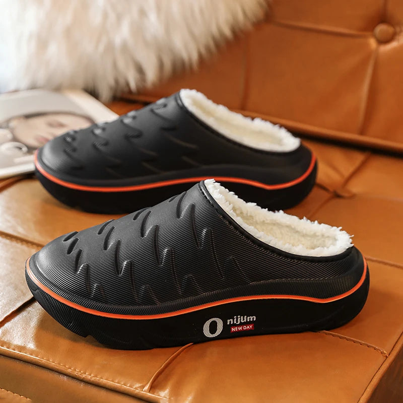 Pantoffels van EVA met fleecevoering, dikke zool en open hiel - zwart/oranje
