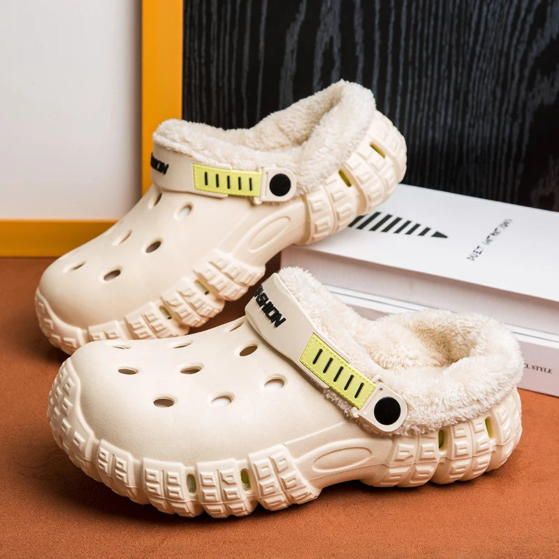 Pantoffels in klompmodel met EVA-buitenkant, fleece voering, dikke zool en draaibare hielband