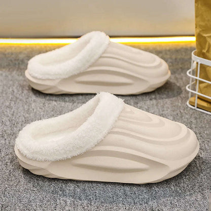 Pantoffels met EVA-buitenkant in golvend reliëf, pluche kraag en gesloten hiel - beige