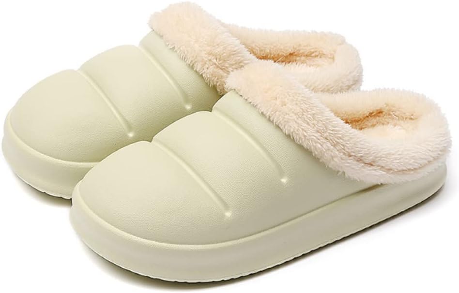 Pantoffels met gladde bovenkant in pufferlook, pluche voering en dikke zool - lichtgroen, pluche kraag