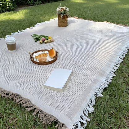 Picknickkleed van 180 x 180 cm met wafelstructuur en franjes op het gras - wit met beige